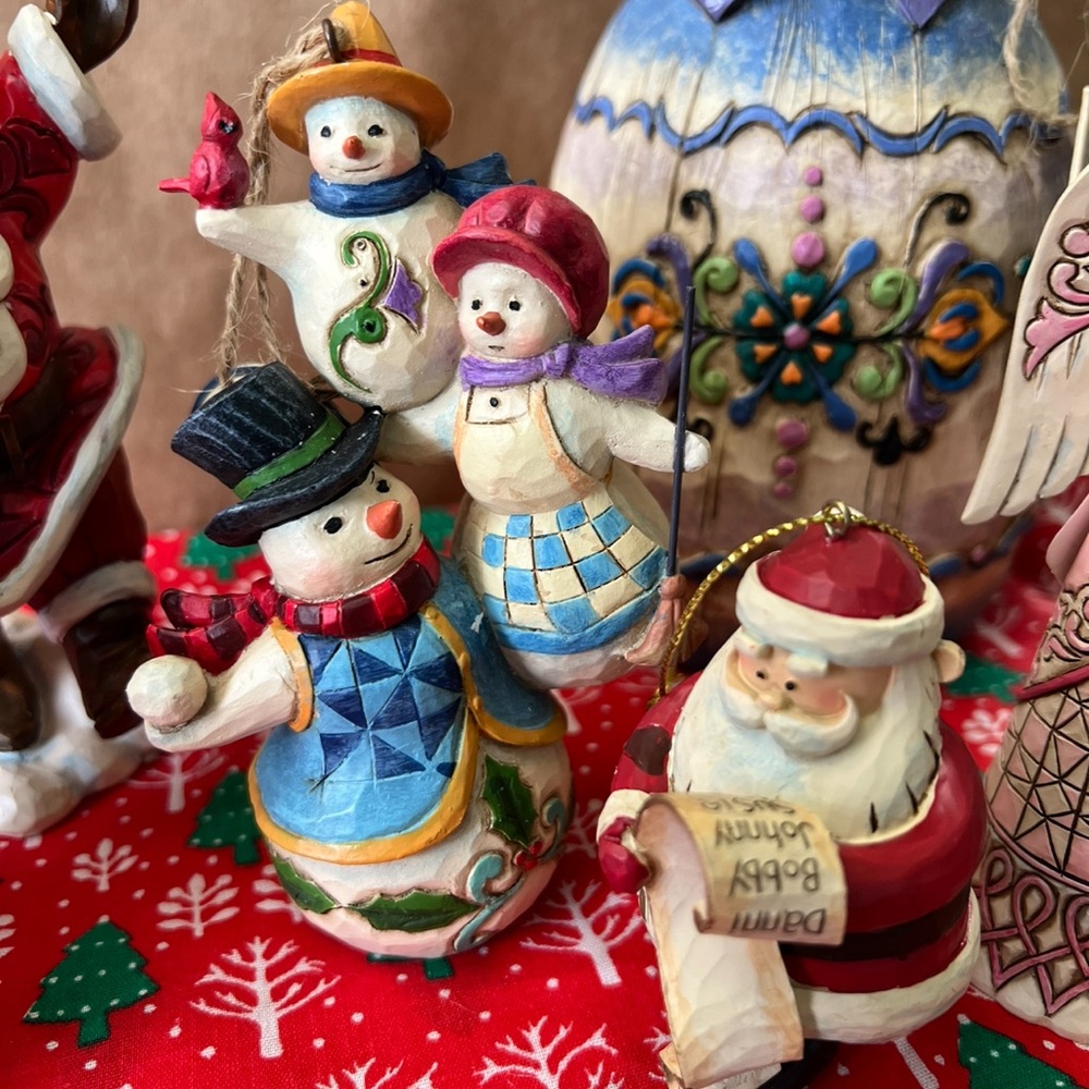 LOT of jim shore ornaments figurines. New in boxes